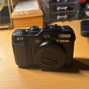 Canon G11 Compact Black Digital Camera